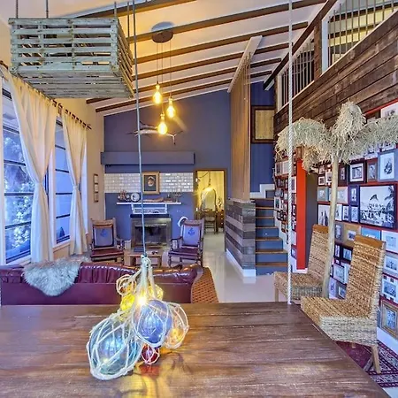 The Captain'S Quarters